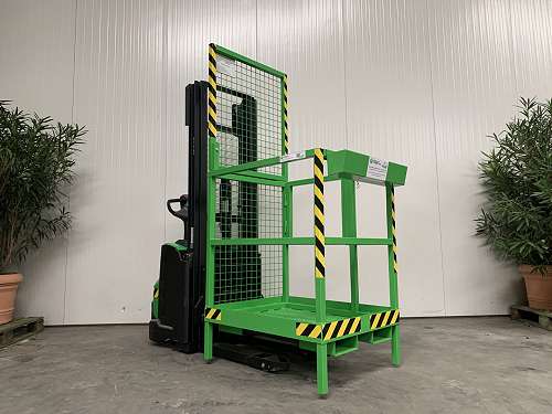 Triplex Targo Kft. SZERELŐKOSÁR TRX250GYAL