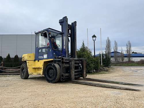 Komatsu FD80-6