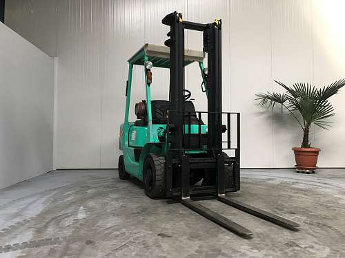 Mitsubishi FG25