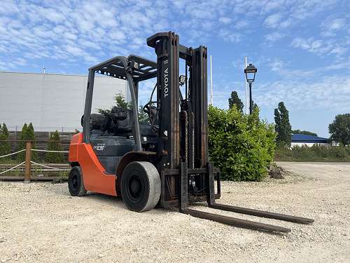 Toyota 02-8FGF25