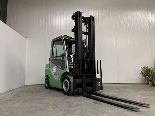 Cesab M325LPG